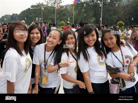 pinay girl|23,661 Filipina Woman Stock Photos & High